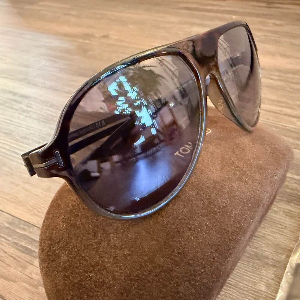 Tom Ford Oscar TF881 56C Tortoise Grey Retro Sunglasses Frame 60-14-140 - Picture 9 of 15